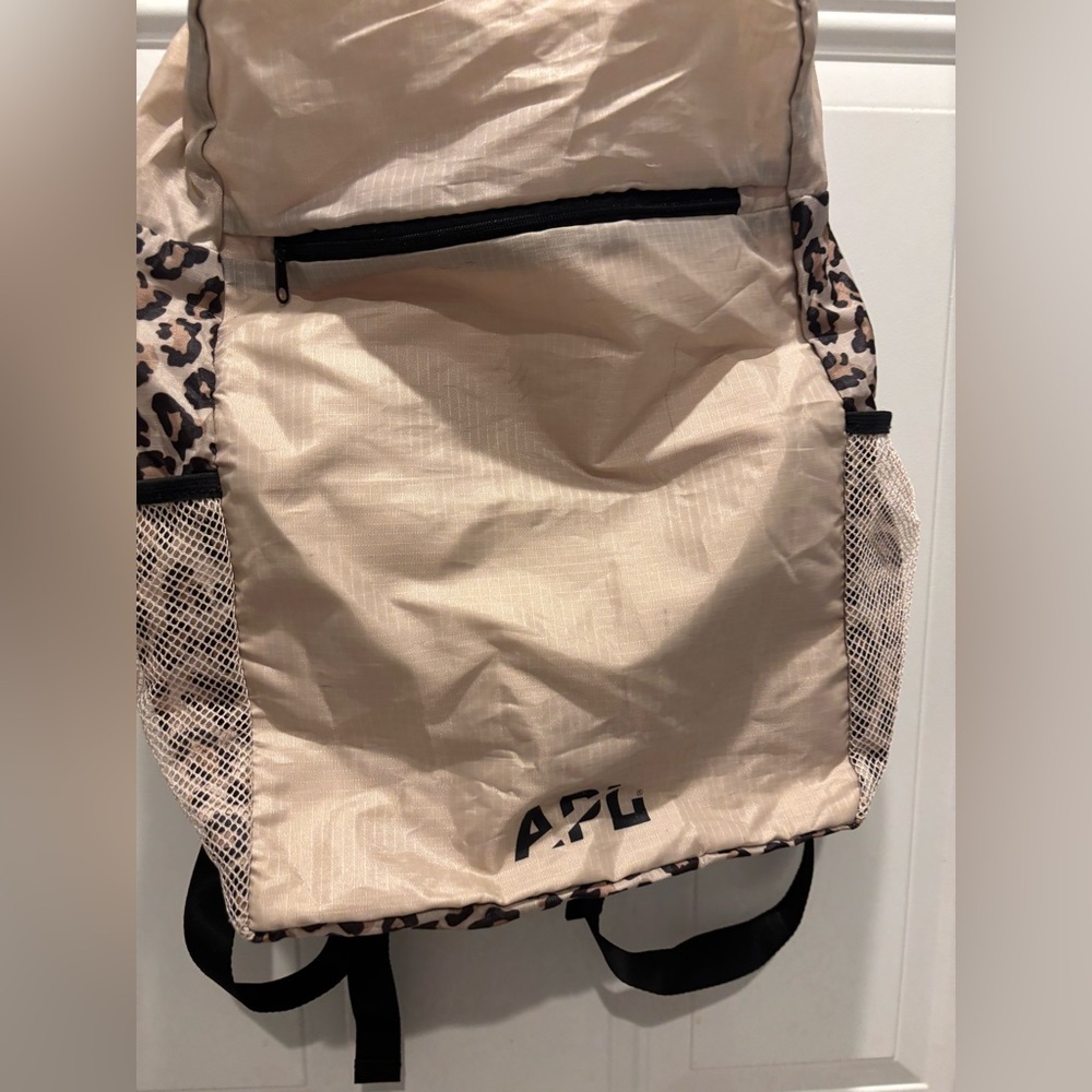 APL Packable Nylon Backpack Beige Leopard NWOT - image 5